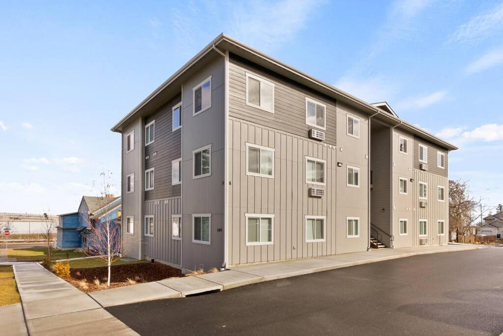 Апартаменты New 2 Bed 2 Bath Near Perry District And Dt Спокан Экстерьер фото